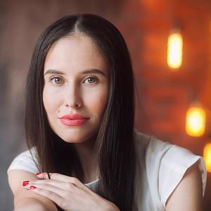 Илана Юрьева «Дочь уже позирует не хуже меня»